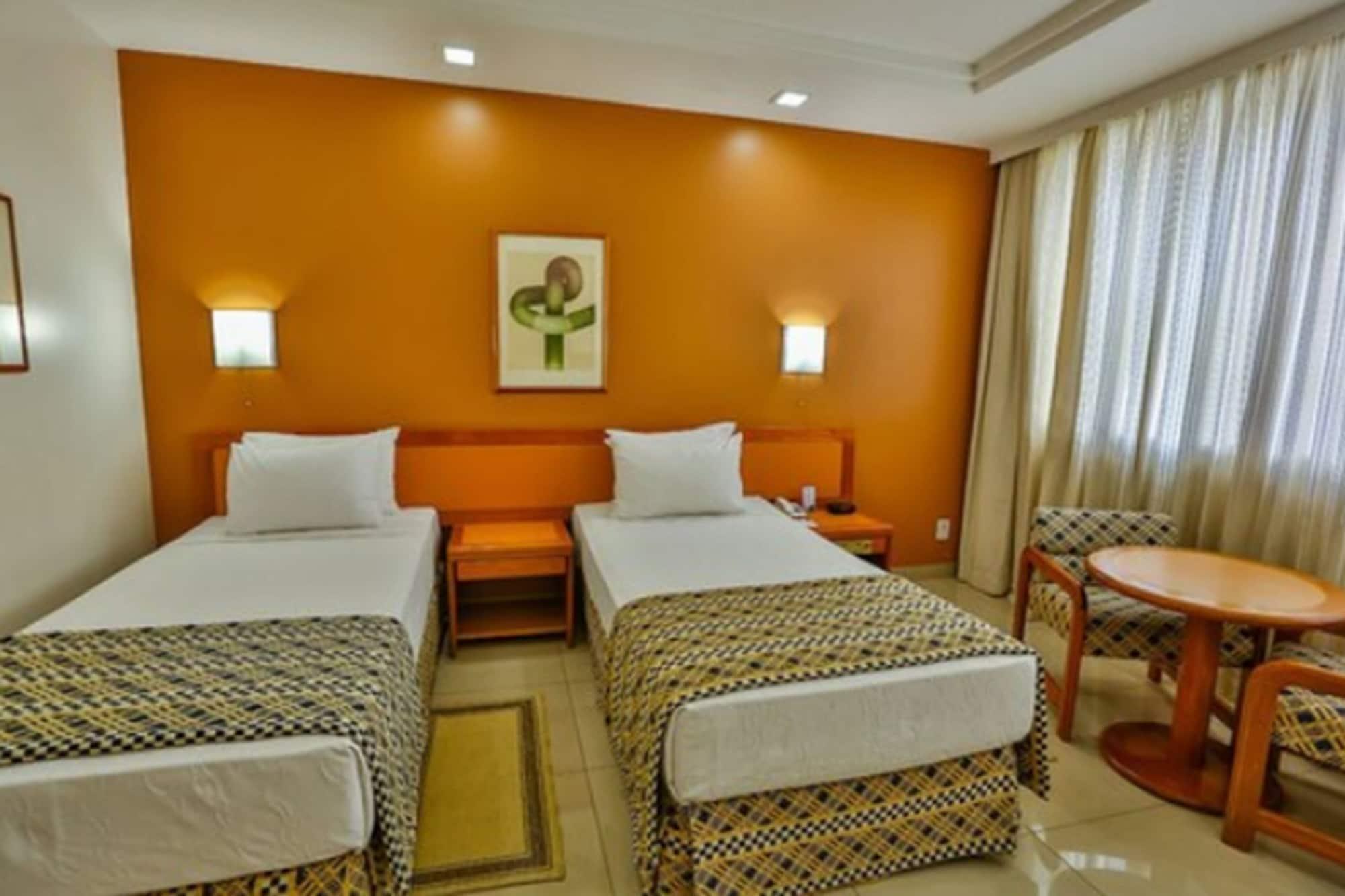 Castro'S Park Hotel Goiânia Buitenkant foto